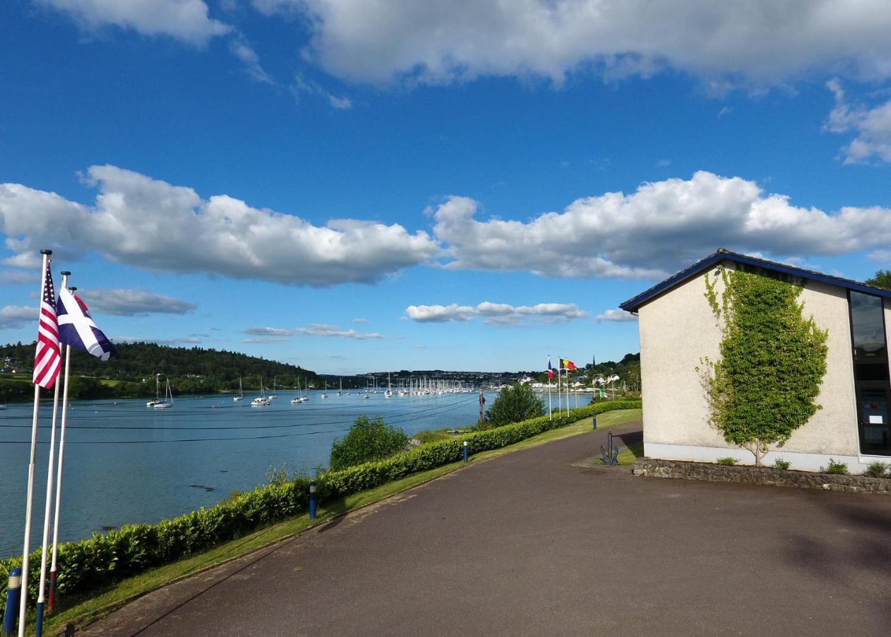 Whispering Pines Hotell Crosshaven Exteriör bild